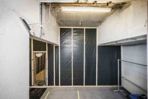 Blick von Treppe Altbau